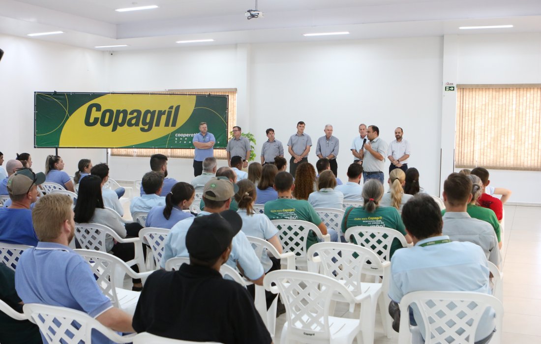 Copagril empossa cipeiros para gest&atilde;o 2024
