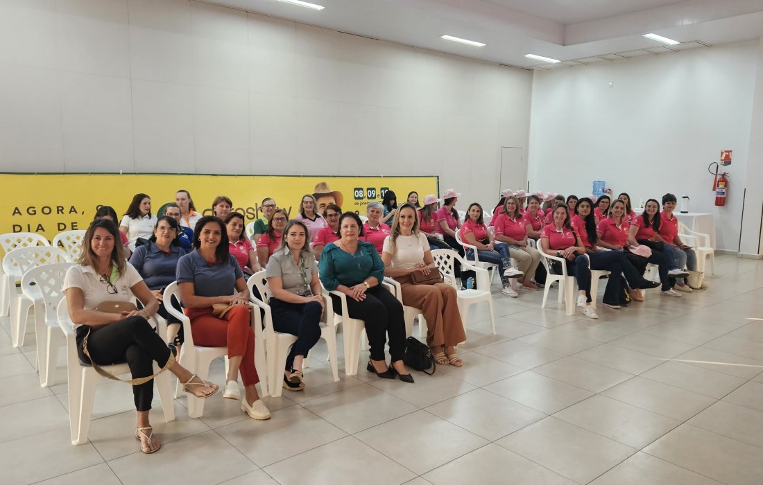 Copagril recebe o n&uacute;cleo feminino da Cooperativa Coprossel