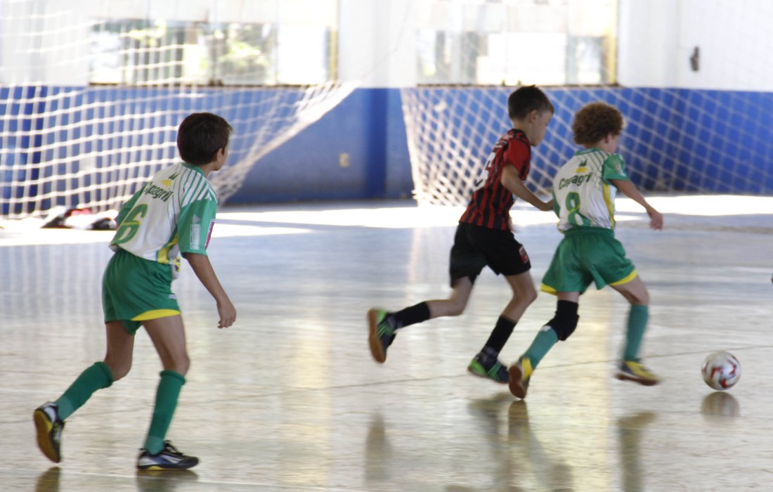 Abertas inscri&ccedil;&otilde;es de atletas para Escolinha de Futsal da AACC