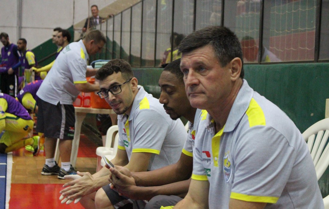 Com t&eacute;cnico suspenso, Copagril Futsal volta a jogar diante de sua torcida hoje