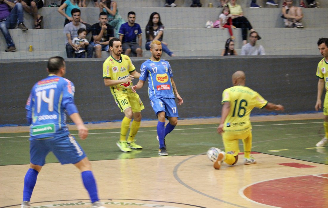 Copagril Futsal estreia com placar desfavor&aacute;vel nos Jogos Abertos do Paran&aacute;