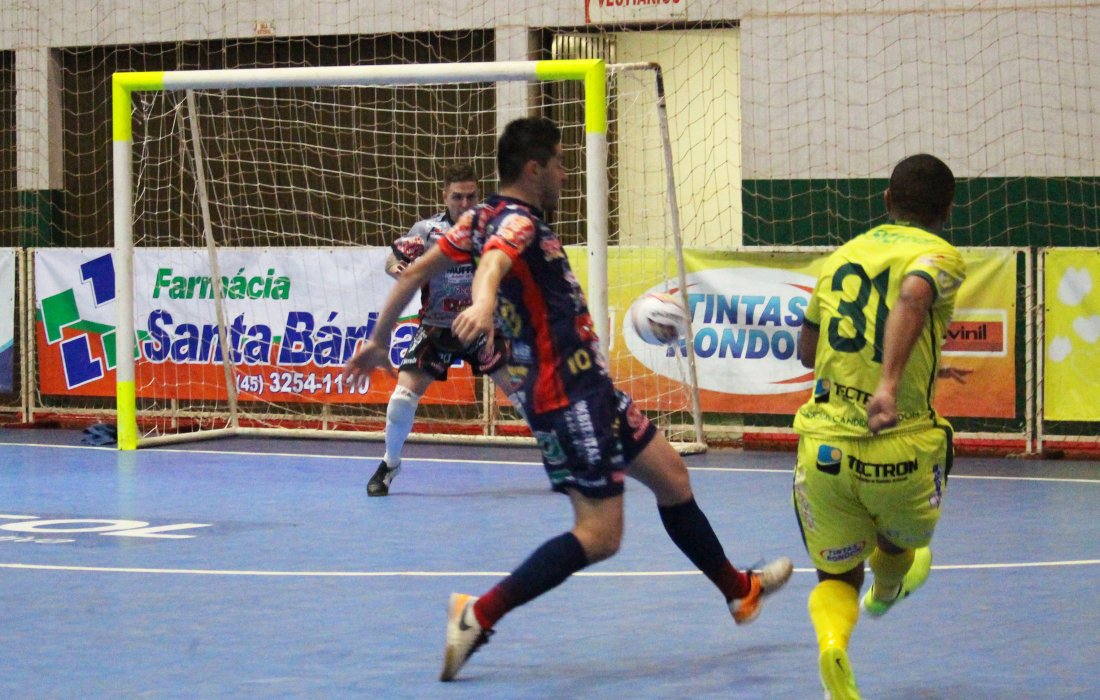 Copagril Futsal enfrenta hoje o Cascavel pelas quartas de final dos Jogos abertos