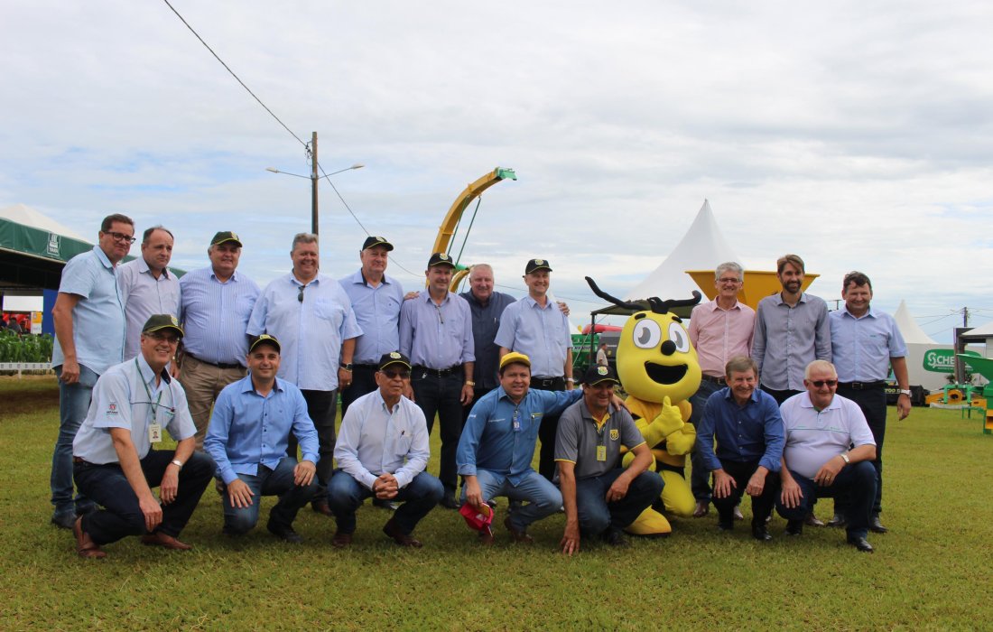 Secret&aacute;rio Estadual da Agricultura do Paran&aacute; prestigia Dia de Campo Copagril 2018