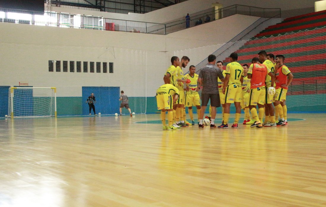 Copagril Futsal realiza primeiro treino do ano no Ney Braga