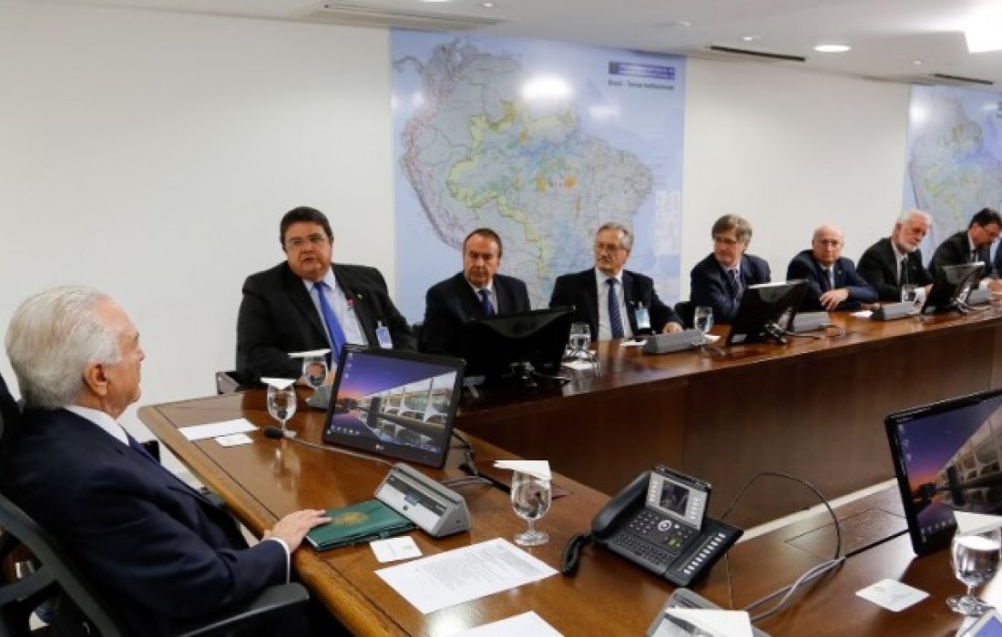 Michel Temer e cooperativistas discutem pauta estrat&eacute;gica