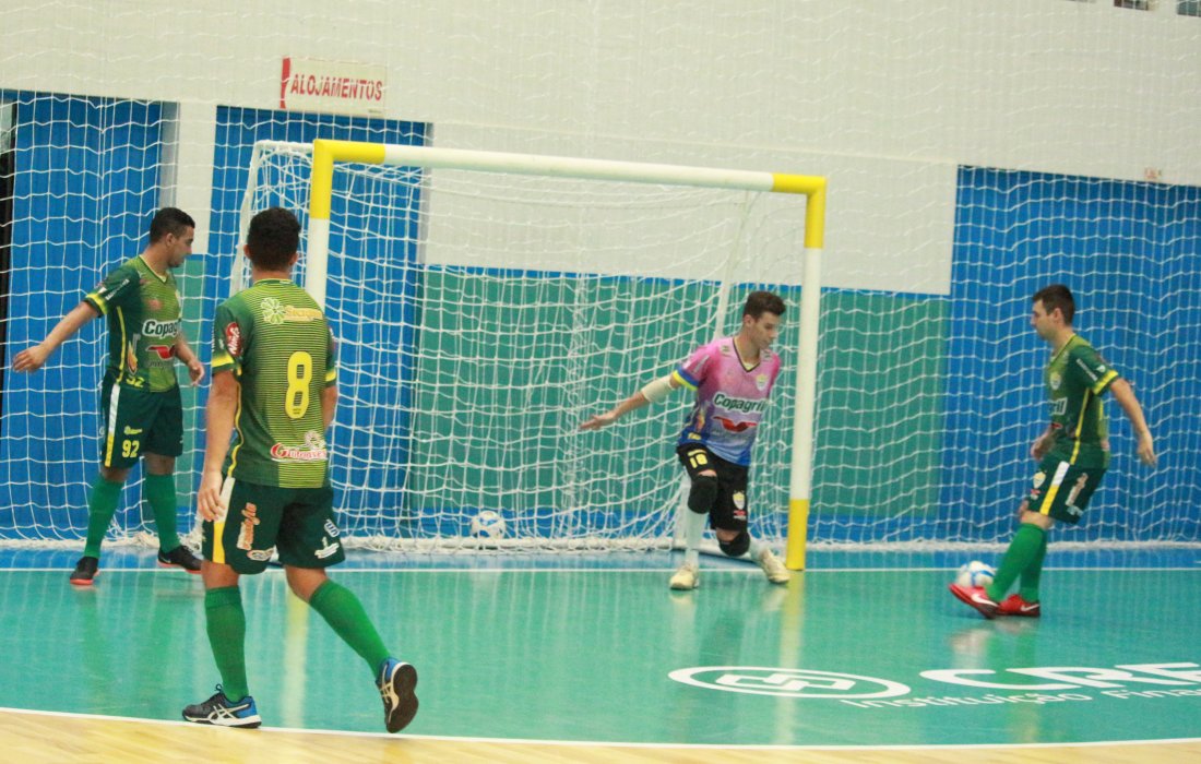 Em hor&aacute;rio antecipado, Copagril Futsal enfrenta o S&atilde;o Jos&eacute; dos Pinhais nessa sexta