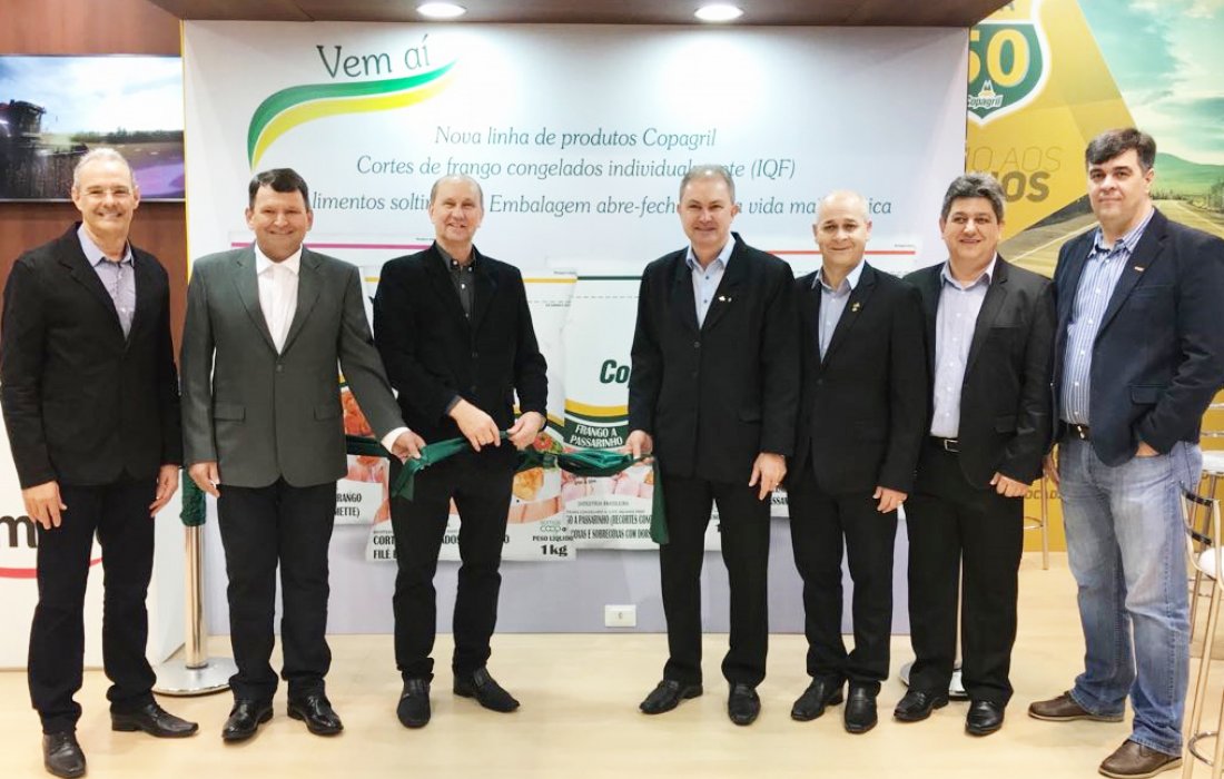 Copagril promove pr&eacute;-lan&ccedil;amento de novos cortes de frango na Expo Rondon