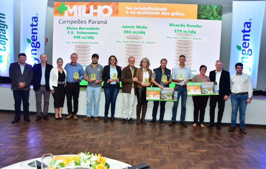 Agricultores da Copagril s&atilde;o homenageados no programa Grano Top da Syngenta