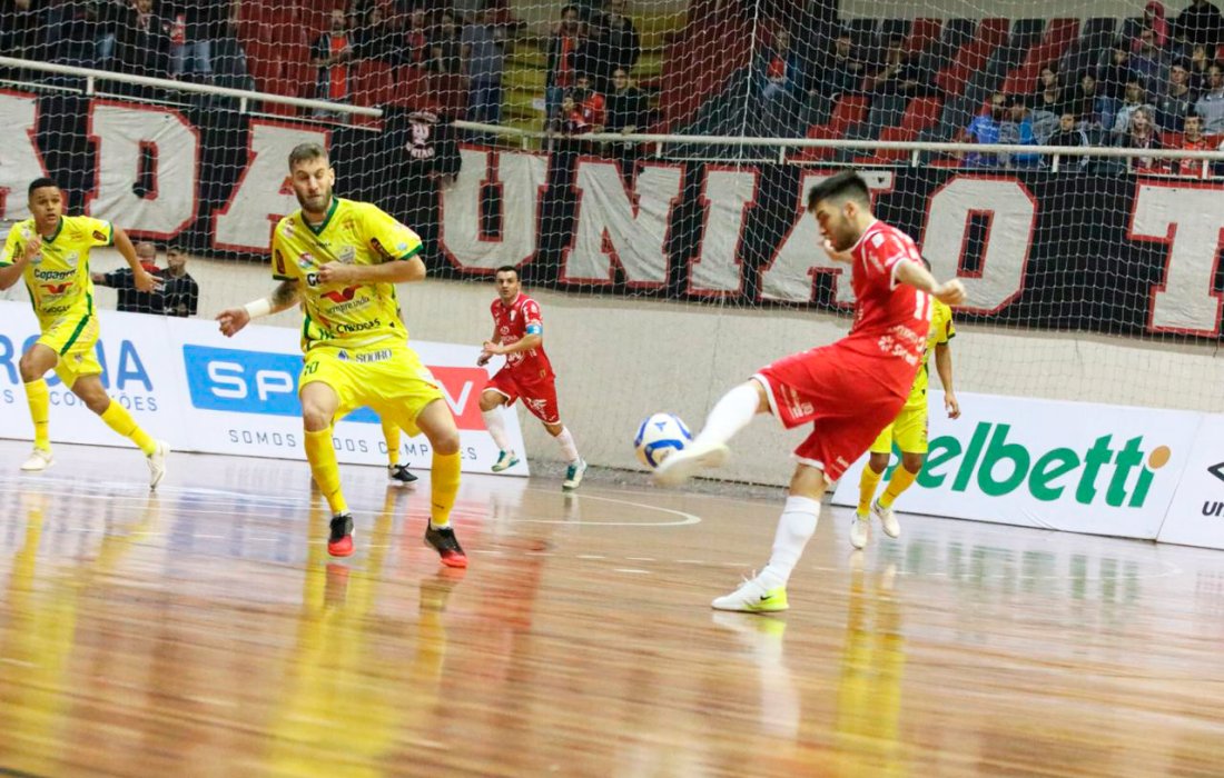 Copagril Futsal joga bem mas n&atilde;o conquista bom resultado em Joinville