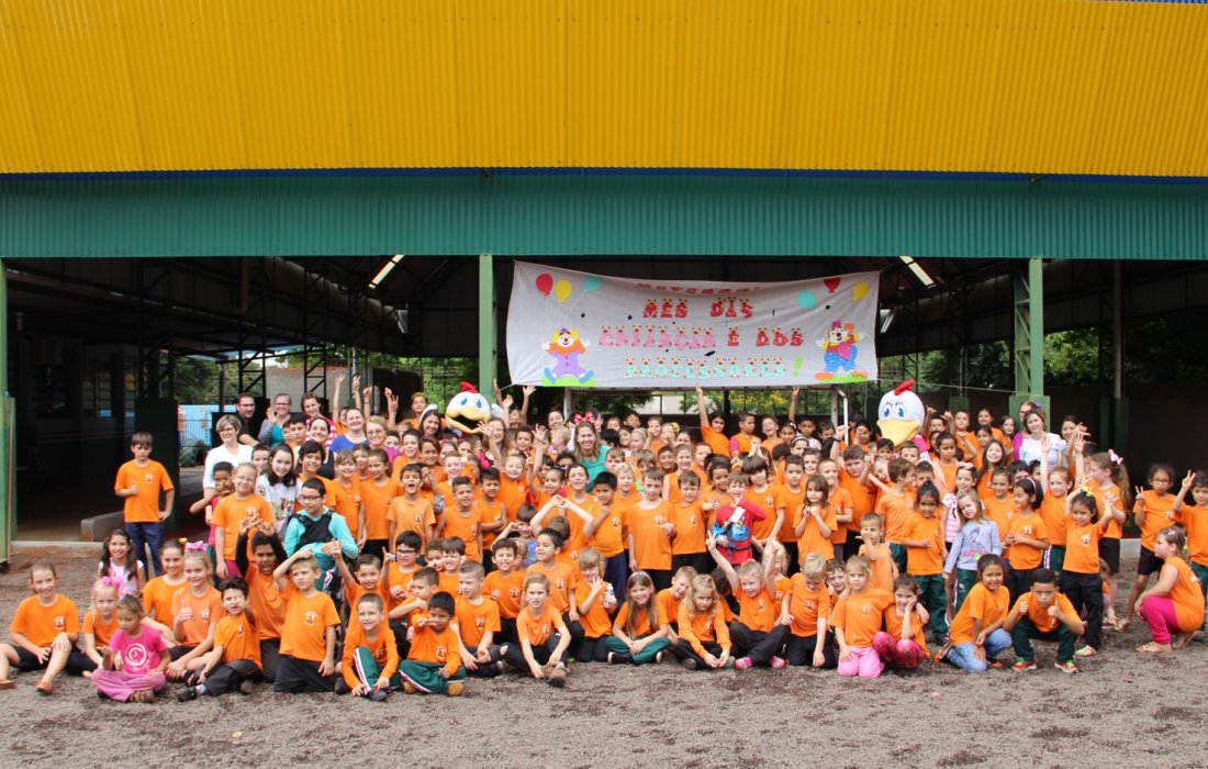 Copagril desenvolve atividades com escolas em comemoração ao Dia das Crianças