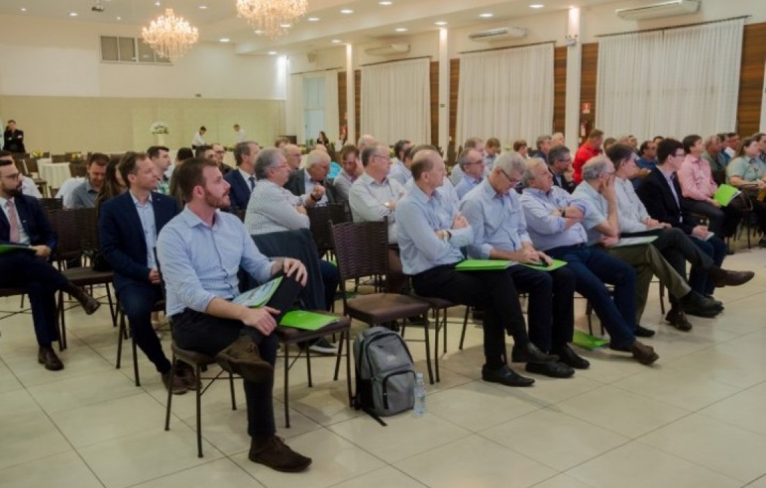 Cooperativas da regi&atilde;o oeste participam do Encontro de N&uacute;cleos Cooperativos da Ocepar