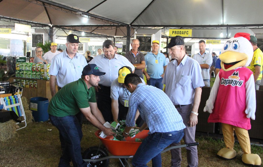 Copagril realiza sorteio da promo&ccedil;&atilde;o Show de Pr&ecirc;mios do Dia de Campo 2019