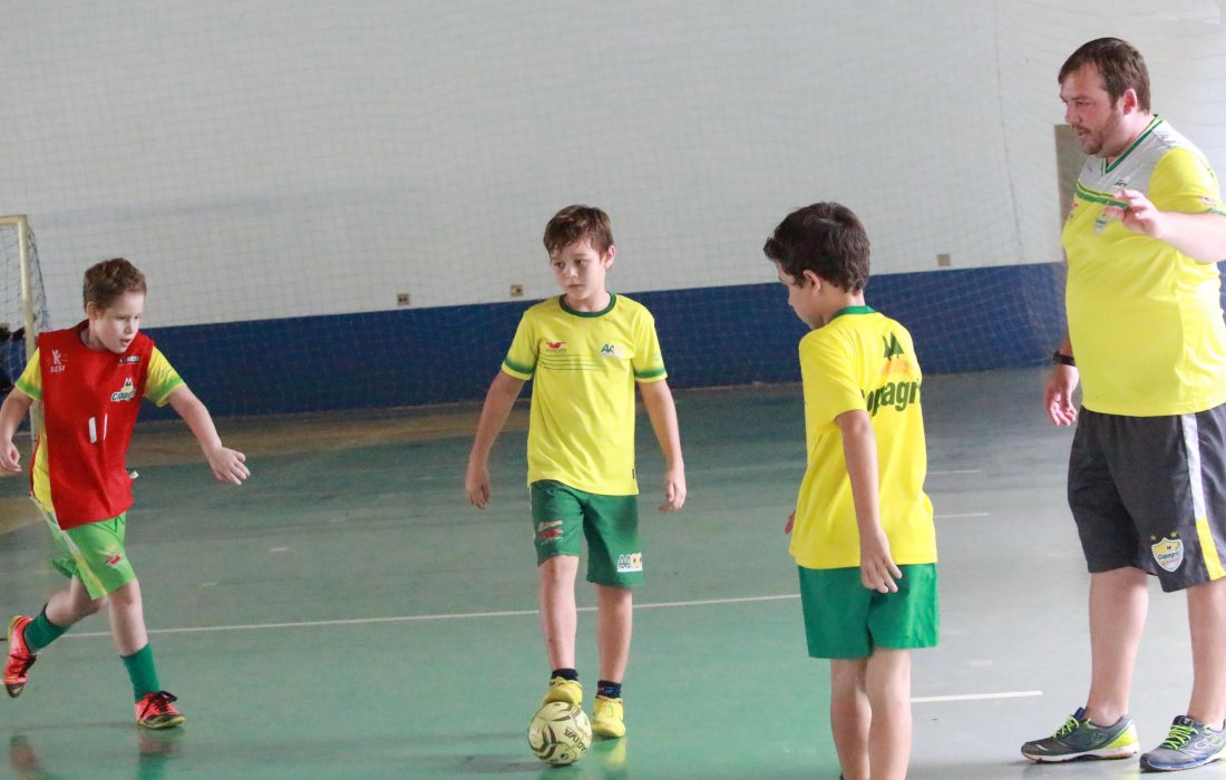 Escolinha de Futsal da AACC abre inscri&ccedil;&otilde;es para treinos de 2019
