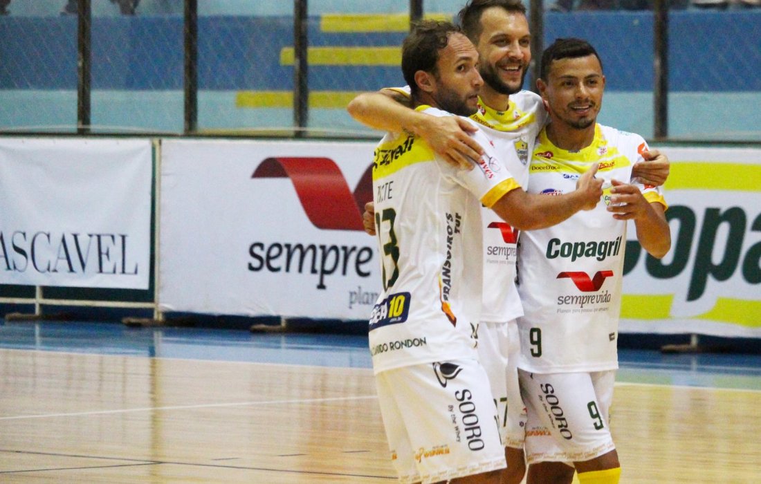 AACC Copagril goleia o Paranava&iacute; e vai confiante para a estreia na Liga Nacional