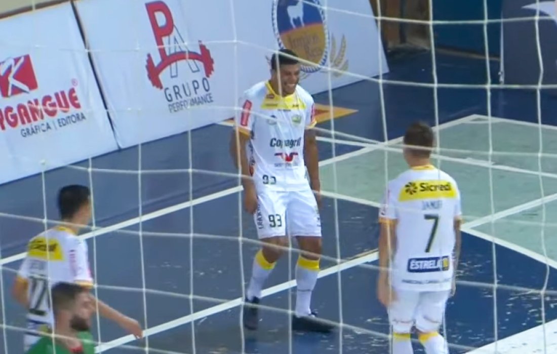 AACC Copagril vence de virada fora de casa e reassume lideran&ccedil;a do Paranaense