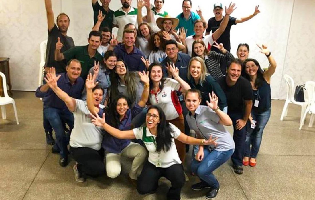 Jovens dos comit&ecirc;s da Copagril participam do Elicoop Jovem