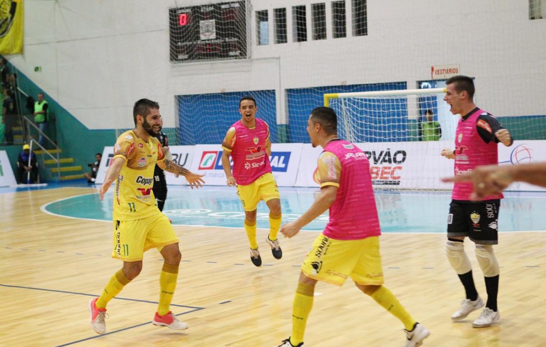 Eduardo Jab&aacute; brilha e AACC Copagril vence em casa pela Liga Nacional