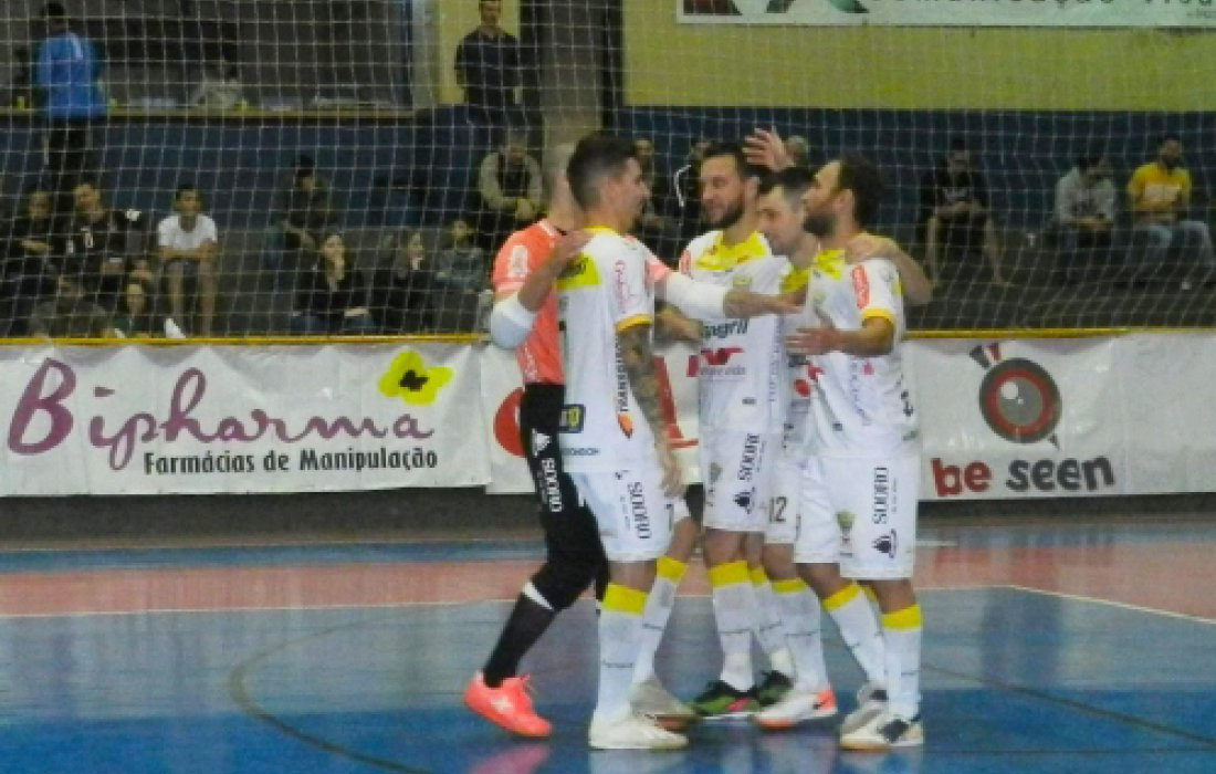 AACC Copagril goleia fora de casa e assume a lideran&ccedil;a do Paranaense S&eacute;rie Ouro