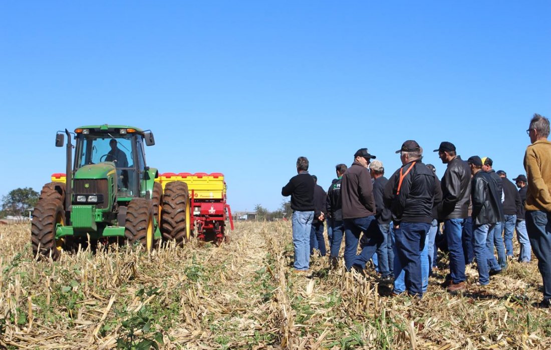 Copagril realiza encontro t&eacute;cnico com agricultores