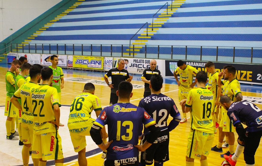 Fernando Malafaia destaca que AACC Copagril est&aacute; confiante para duelo diante do Sorocaba