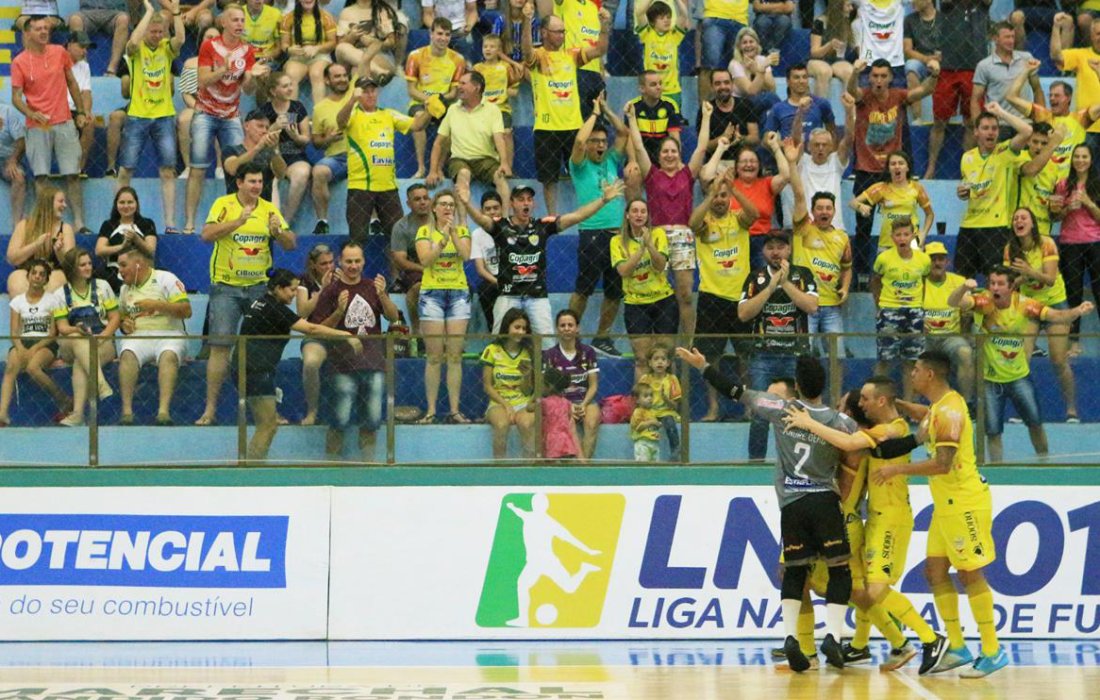 Copagril estreia na Liga Paran&aacute; em noite de tr&ecirc;s jogos no Ney Braga