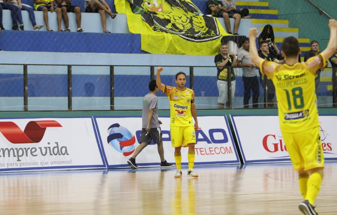Copagril conquista a vit&oacute;ria no primeiro jogo da Liga Paran&aacute;