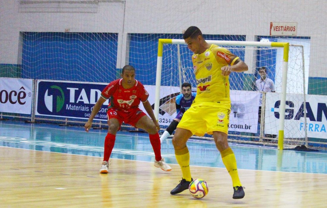 AACC Copagril enfrenta o Toledo em casa hoje pelas quartas de final da Liga Futsal Paran&aacute;