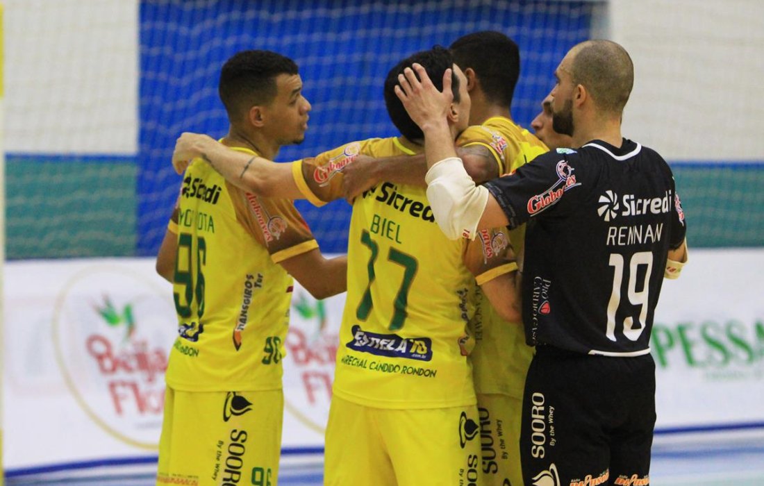 Copagril Futsal disputa semifinal no Ney Braga com entrada franca