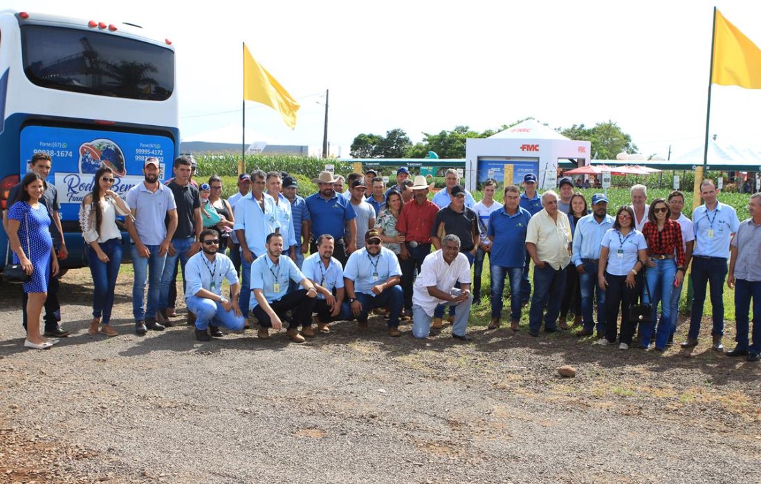 Associados e clientes do Mato Grosso do Sul tamb&eacute;m participam do Dia de Campo Copagril