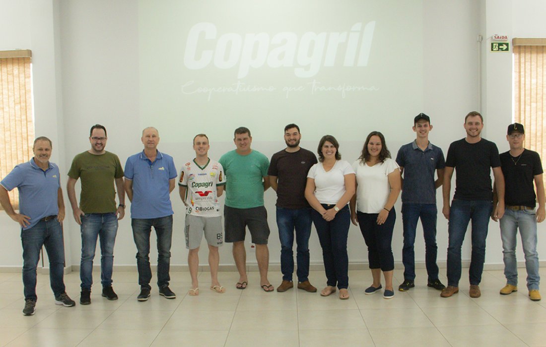 Diretoria da ACJC participa de encontro com diretor-presidente da Copagril
