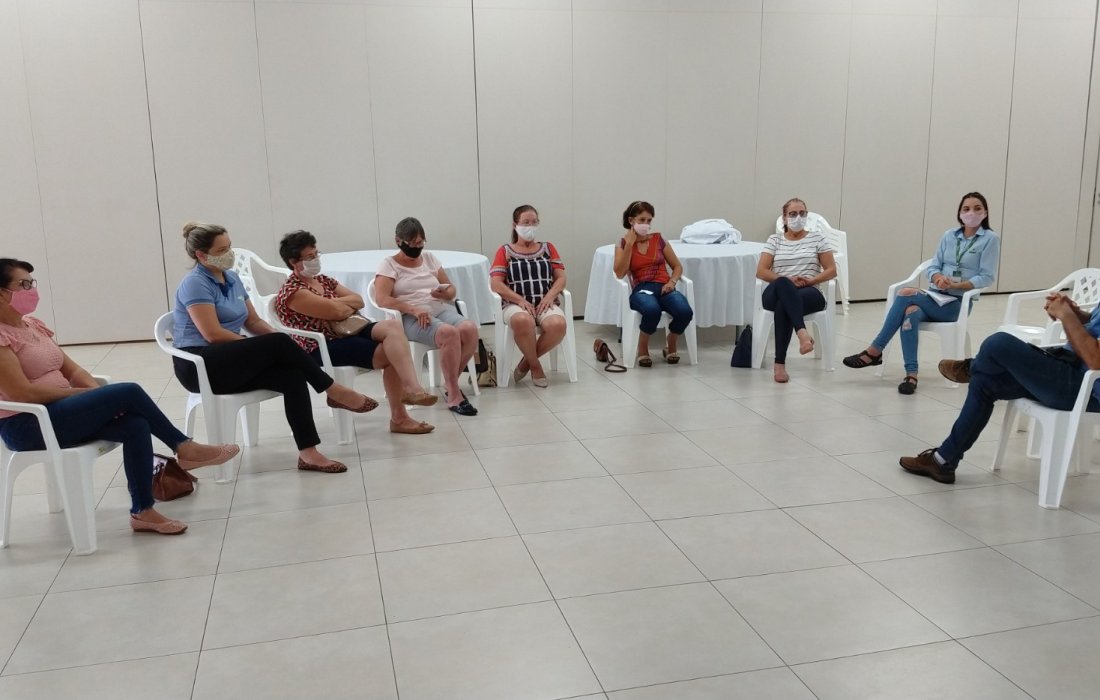 Lideran&ccedil;as femininas do cooperativismo participam de encontro na Copagril