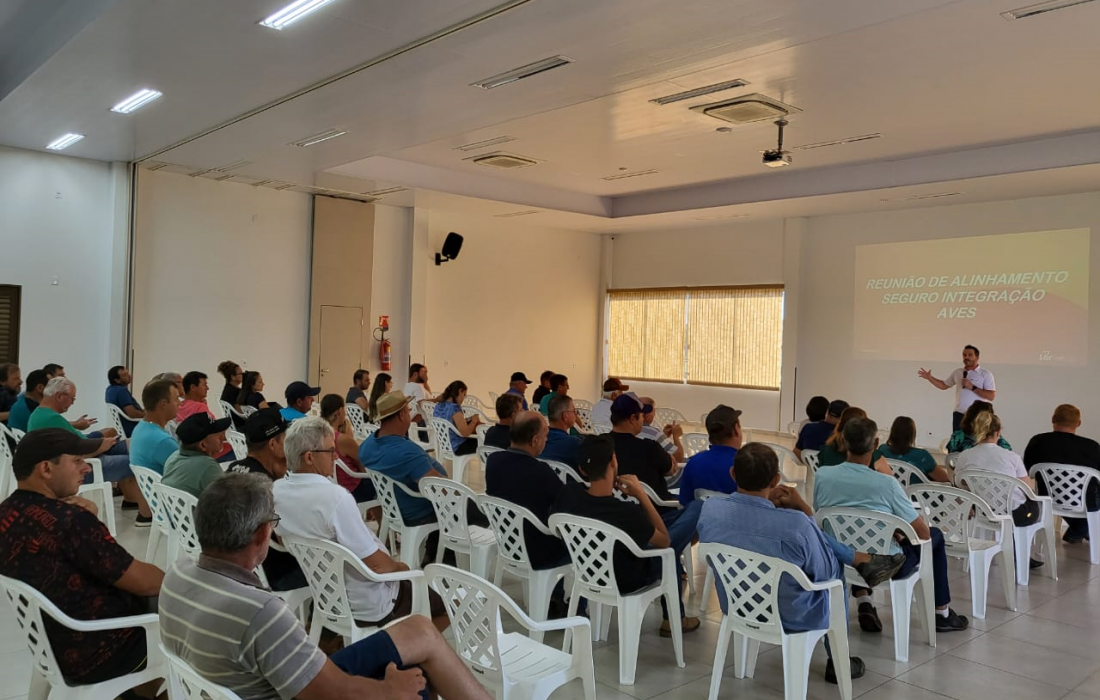 Seguro Avicultura: as vantagens do seguro para intercooperados Copagril e Lar 