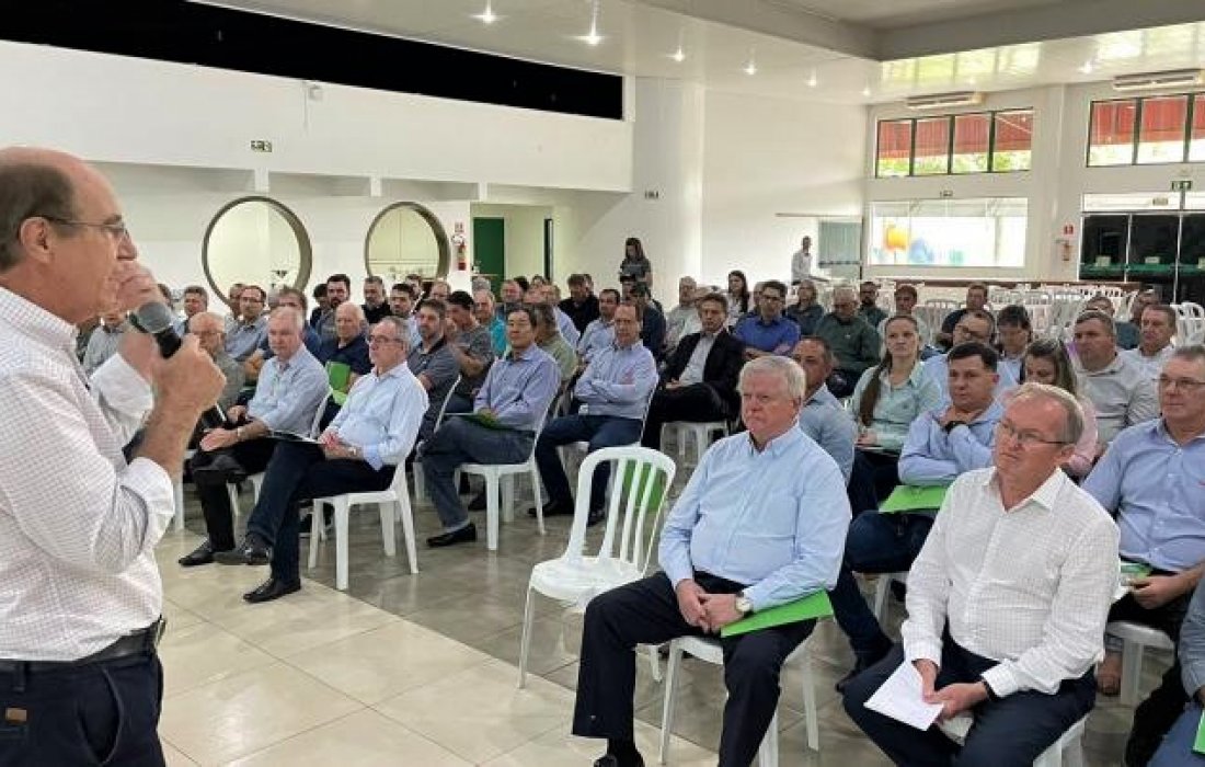 Diretoria da Copagril participa da pr&eacute;-assembleia do Sistema Ocepar