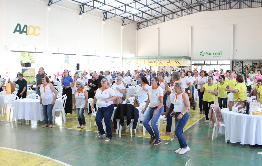 Encontro Anual dos Comit&ecirc;s Femininos Copagril re&uacute;ne mulheres dos comit&ecirc;s em um dia de divers&atilde;o