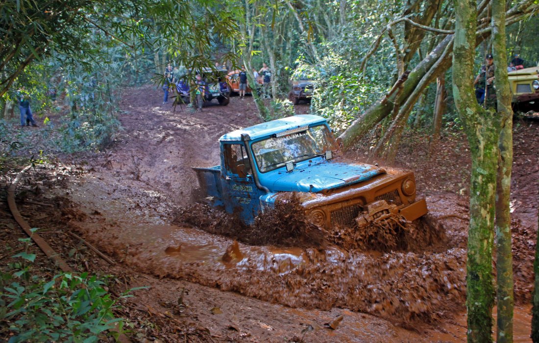 Adrenalina foi o combust&iacute;vel do 1&ordm; Trilh&atilde;o Copagril e Jeep Clube Marechal