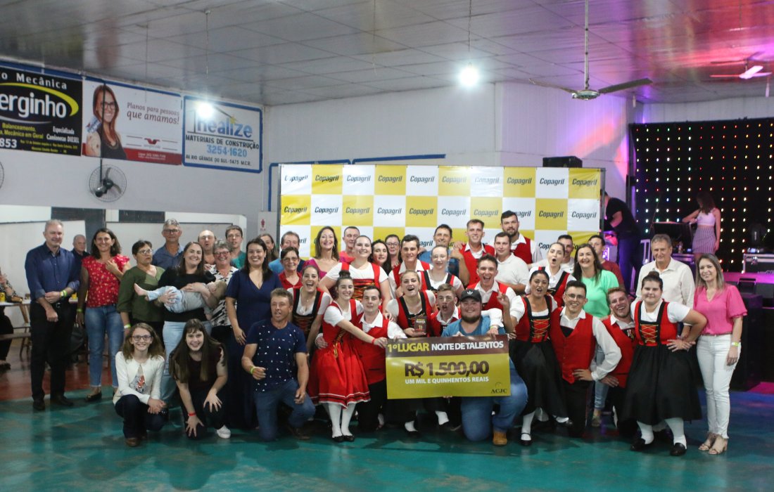 Comit&ecirc;s da ACJC deram um show na Noite de Talentos