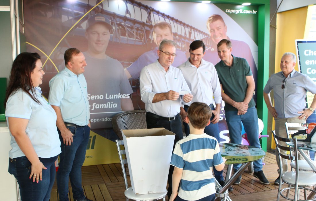 Copagril premia clientes e visitantes durante a Expo Rondon 2023
