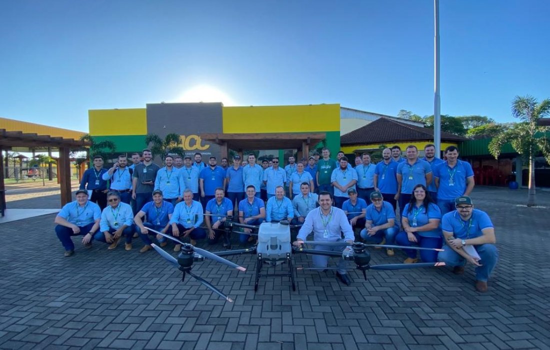 Equipe t&eacute;cnica da Copagril participa de treinamento com drone
