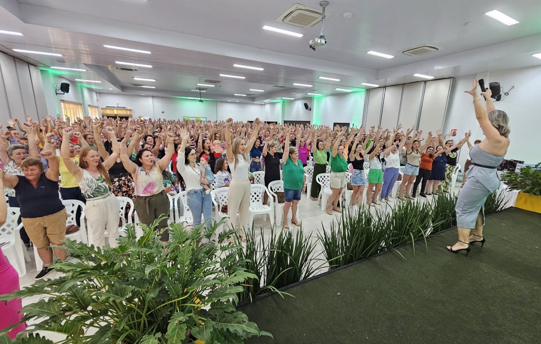 Cerca de 500 mulheres participam de evento da Copagril alusivo ao m&ecirc;s da mulher