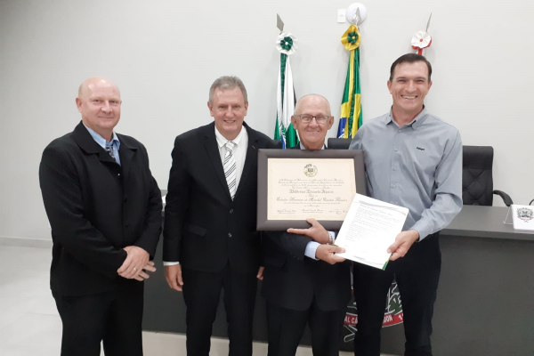 Copagril enaltece t&iacute;tulo de cidad&atilde;o honor&aacute;rio concedido a Valdemar Eduardo Kaiser