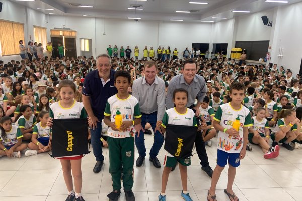 Copagril promove encerramento anual das atividades do Programa Cooperjovem