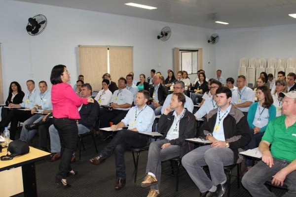 Valoriza&ccedil;&atilde;o do cliente &eacute; tema de palestra na Copagril