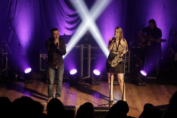 Funcion&aacute;ria da Copagril &eacute; destaque na final do Festival Sesi de M&uacute;sica 2015, em Curitiba