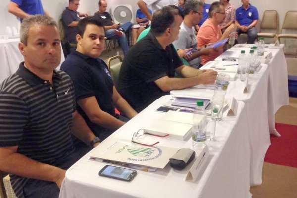 Confirmadas 12 equipes para a S&eacute;rie Ouro do Paranaense de Futsal