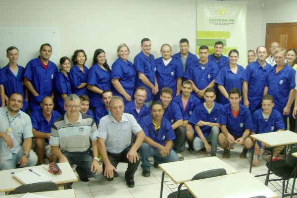Funcion&aacute;rios da Copagril participam de Curso de Eletromec&acirc;nica