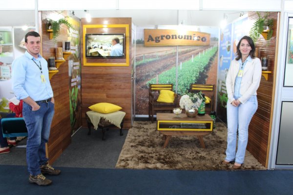 Setor Agron&ocirc;mico da Copagril apresenta na Expo Rondon a import&acirc;ncia da qualidade de semente