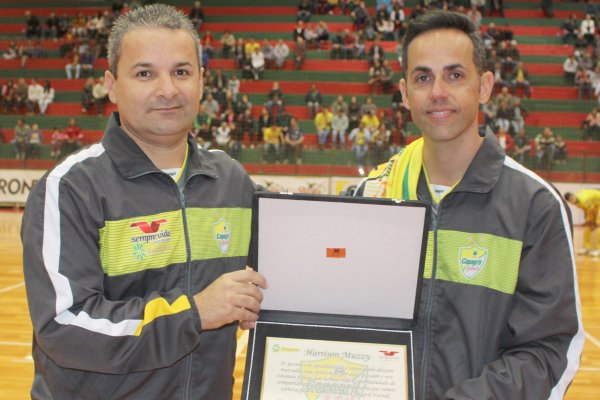 Copagril presta homenagem a Harrison Muzzi, que se despede com destino &agrave; It&aacute;lia