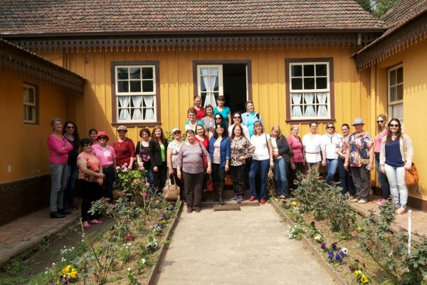 Mulheres realizam viagem de imers&atilde;o ao cooperativismo