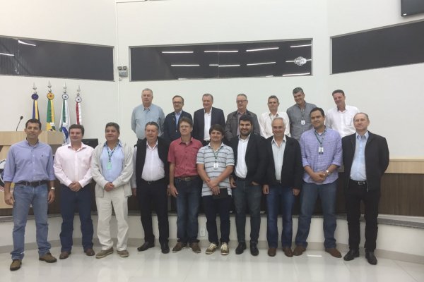Paran&aacute; e Mato Grosso do Sul alinham estrat&eacute;gias visando status de &aacute;rea livre de aftosa sem vacina&ccedil;&atilde;o