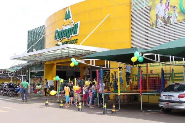 Crian&ccedil;as comemoram seu dia nos Supermercados Copagril